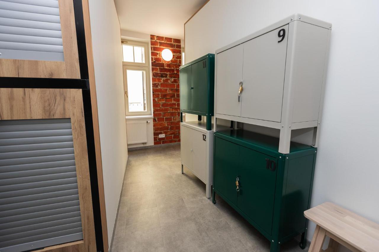 Capsule Hostel Andel Centre Spirit 프라하 외부 사진